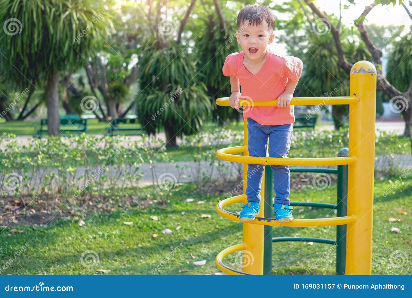 climbing frames for 2 year olds