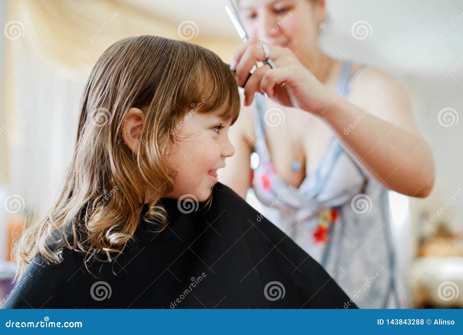 Cute Little Blonde Curly Girl at the Beauty Salon Stock Photo - Image of  experiment, enjoy: 143843288
