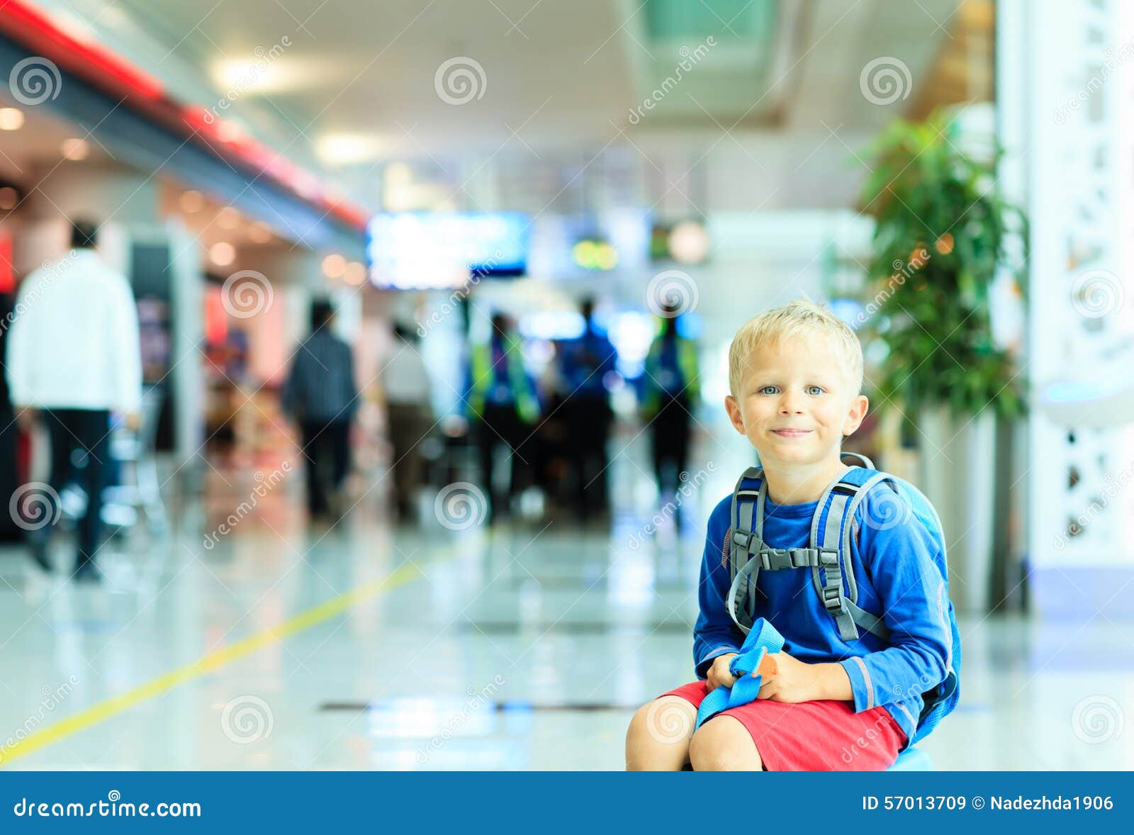 Child photo id airport