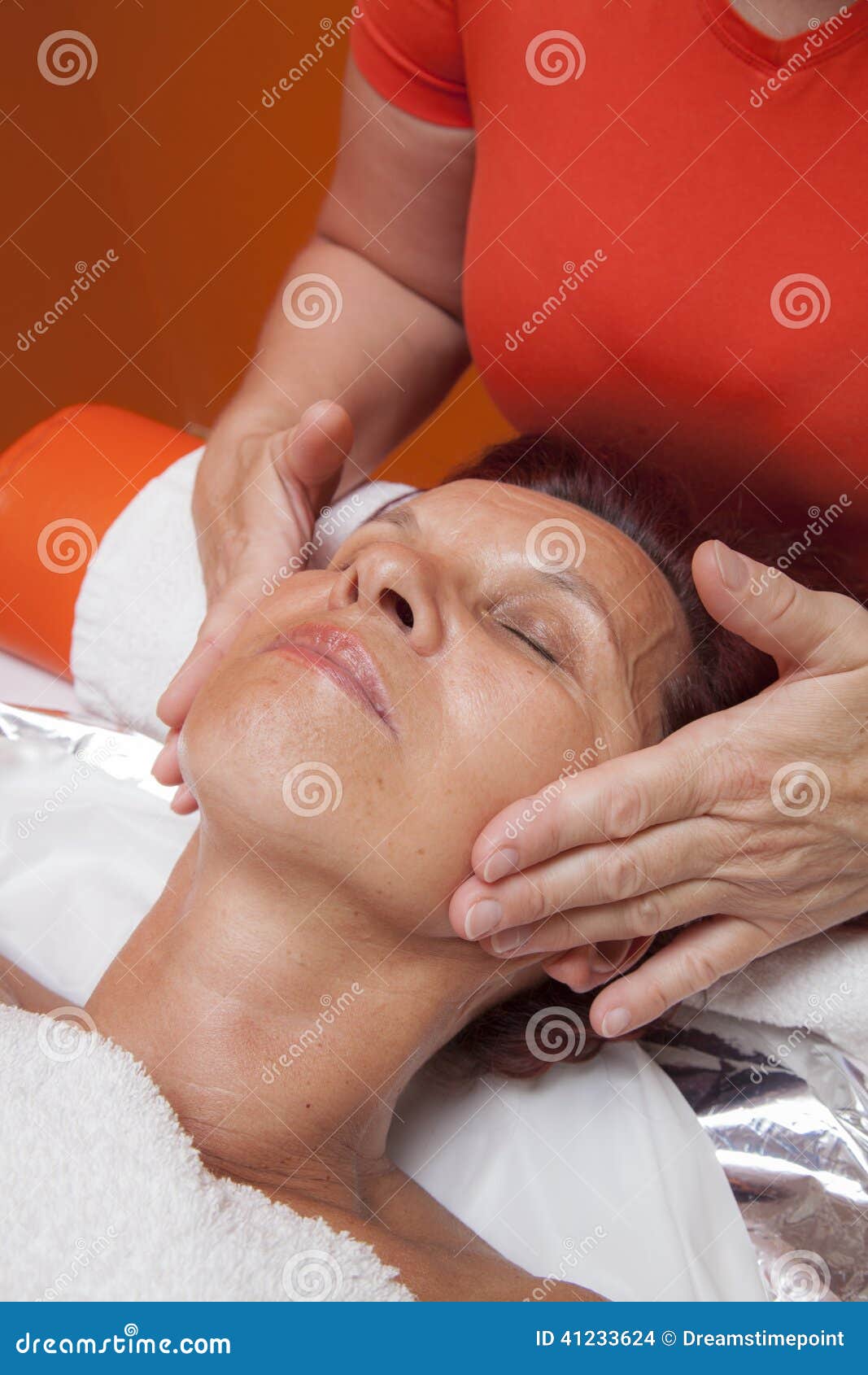 Professional Facial Massage 90