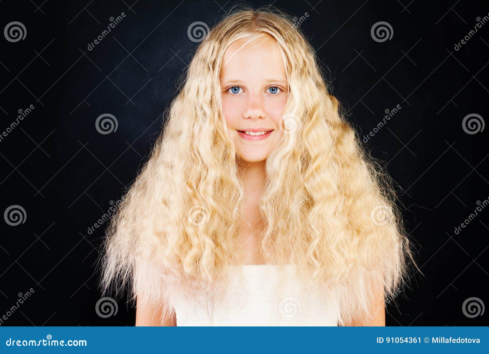 Young girl with blonde hair smiling - wide 5