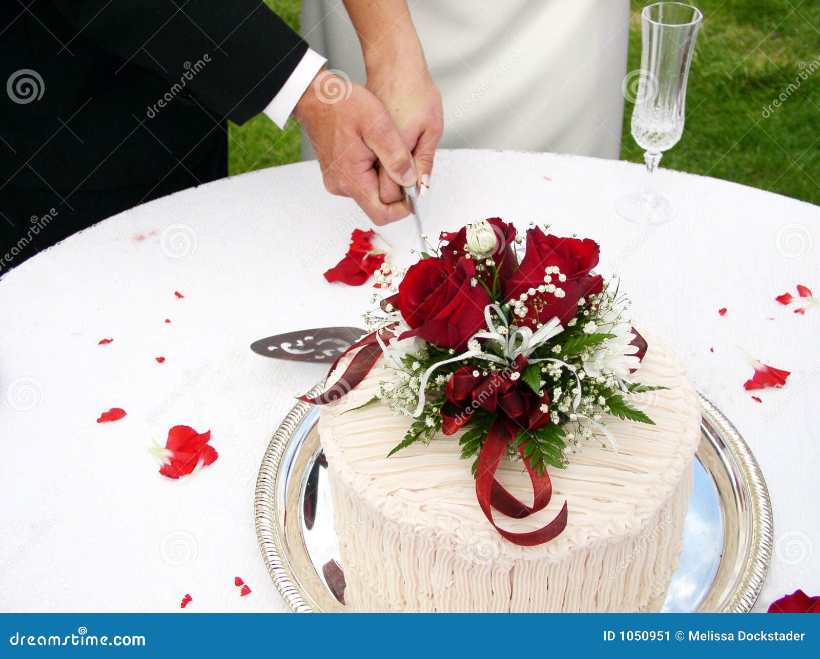 Cutting the cake stock image. Image of bridal, flowers 1050951