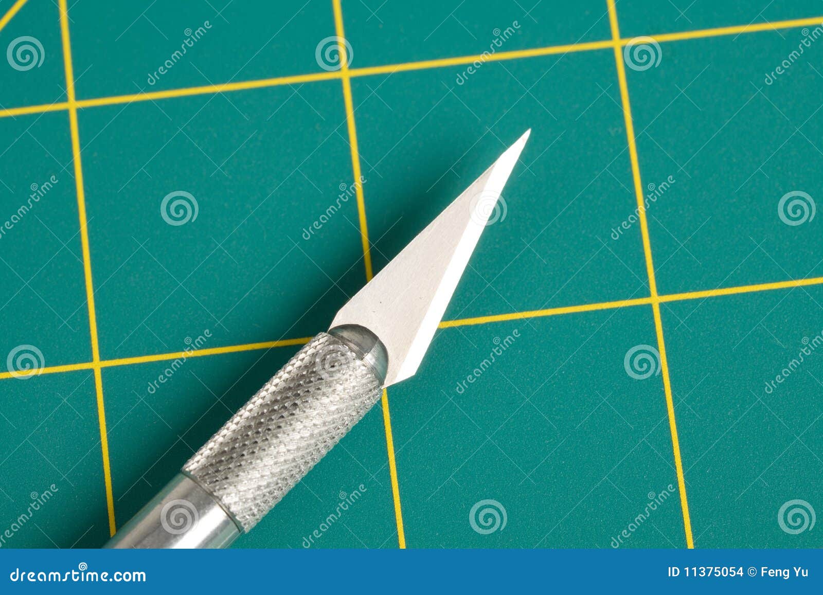 Cutting Mat and Knife stock photo. Image of blade, cutting 11375054