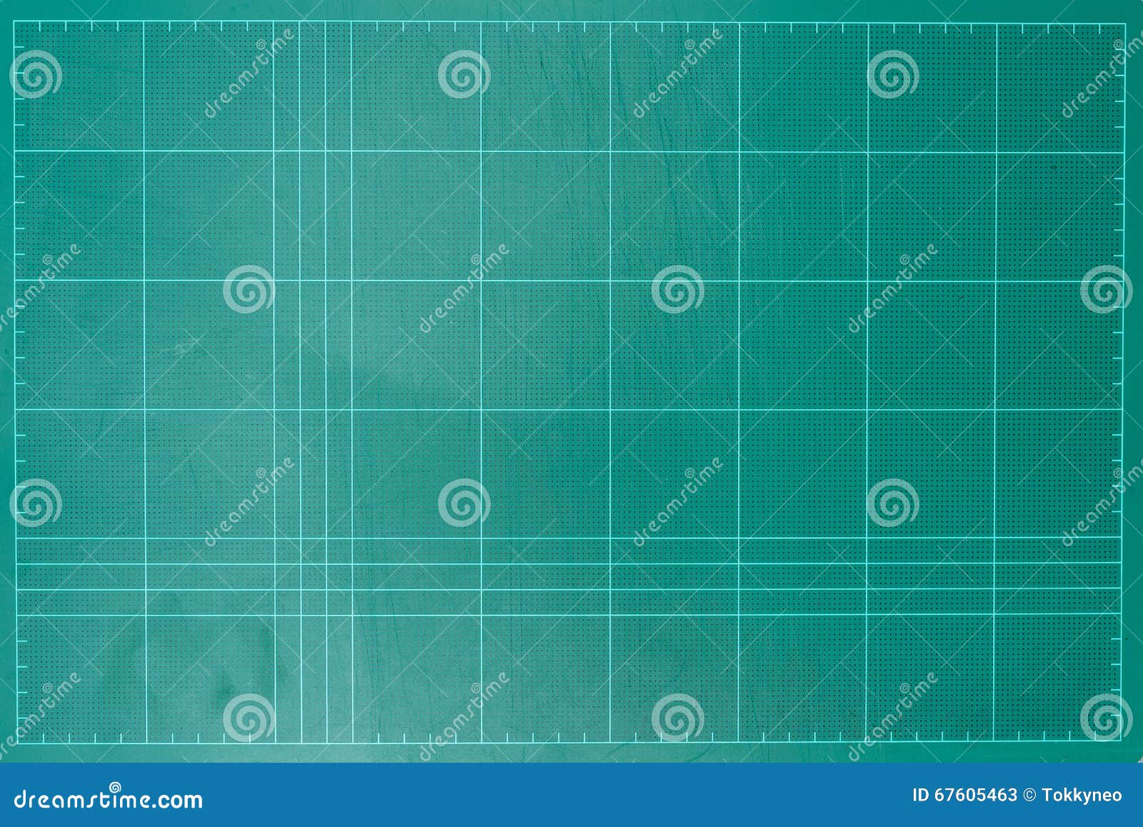 Premium Photo  Green cutting mat on brown paper background.