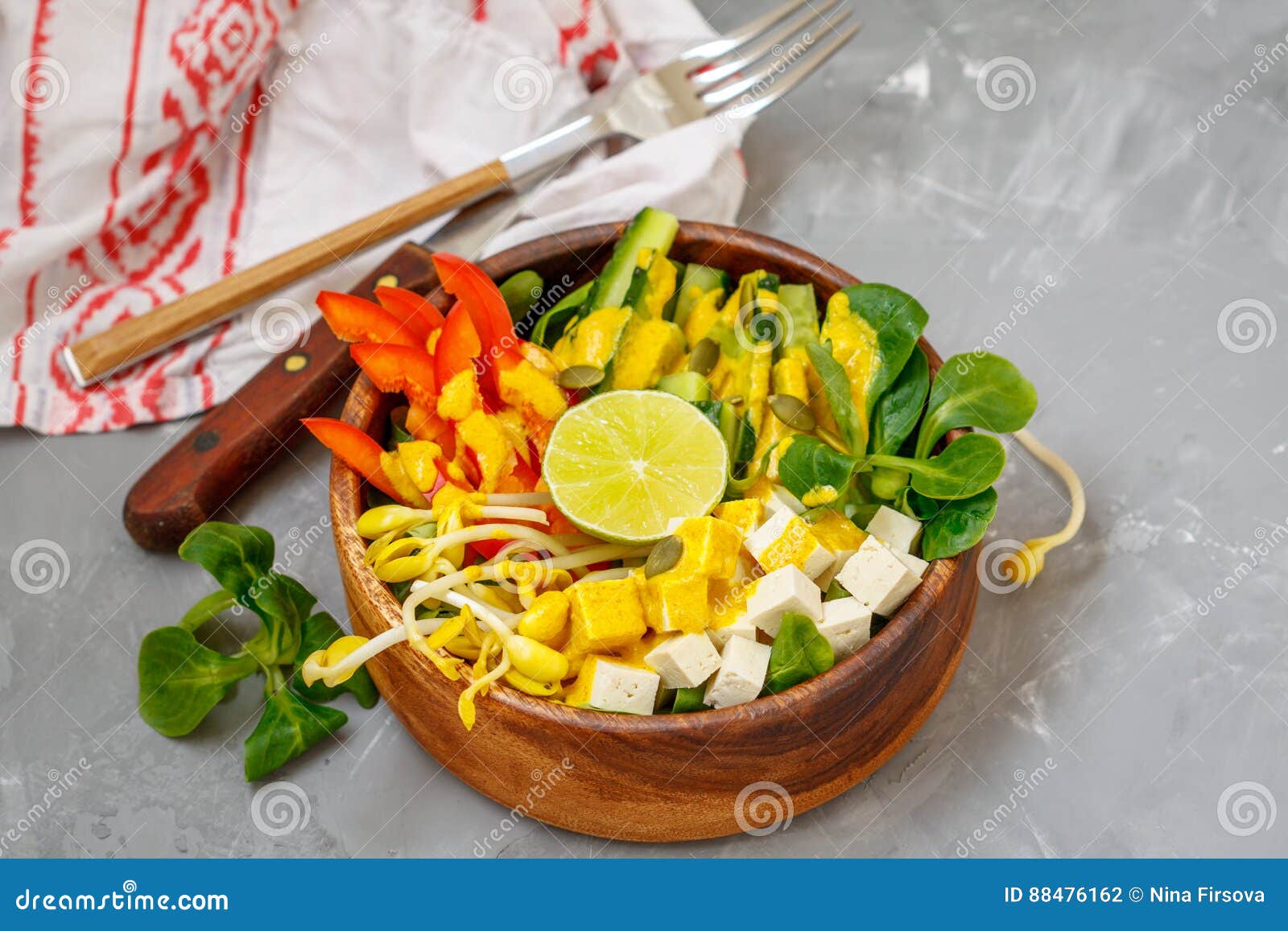 Cuvette De Bouddha De Vegan Photo stock Image du chaux, santé 88476162