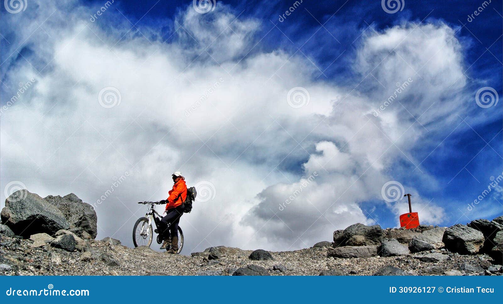 cycling on ojos del salado