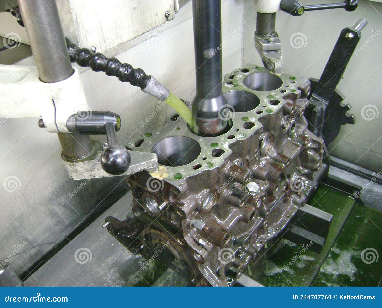 Cylinder Head Cleaning Engine Building Stock Photo Image of head