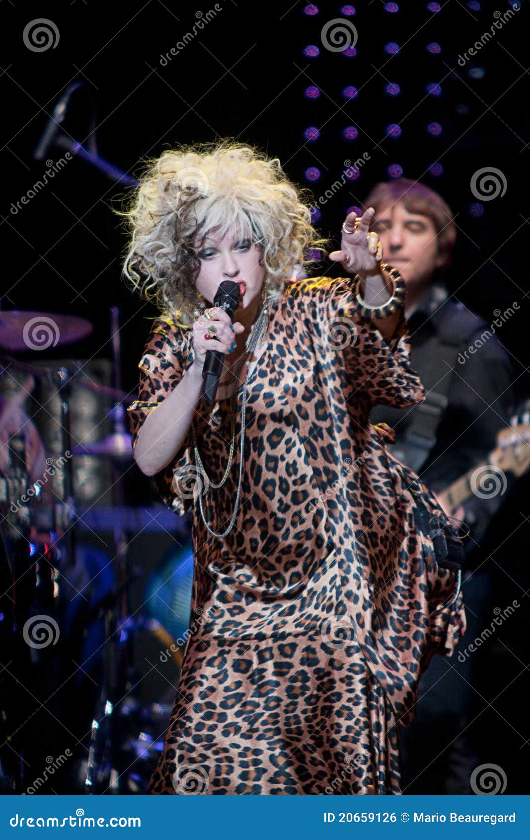 Cyndi Lauper editorial photo. Image of blues, icon, cyndi 20659126
