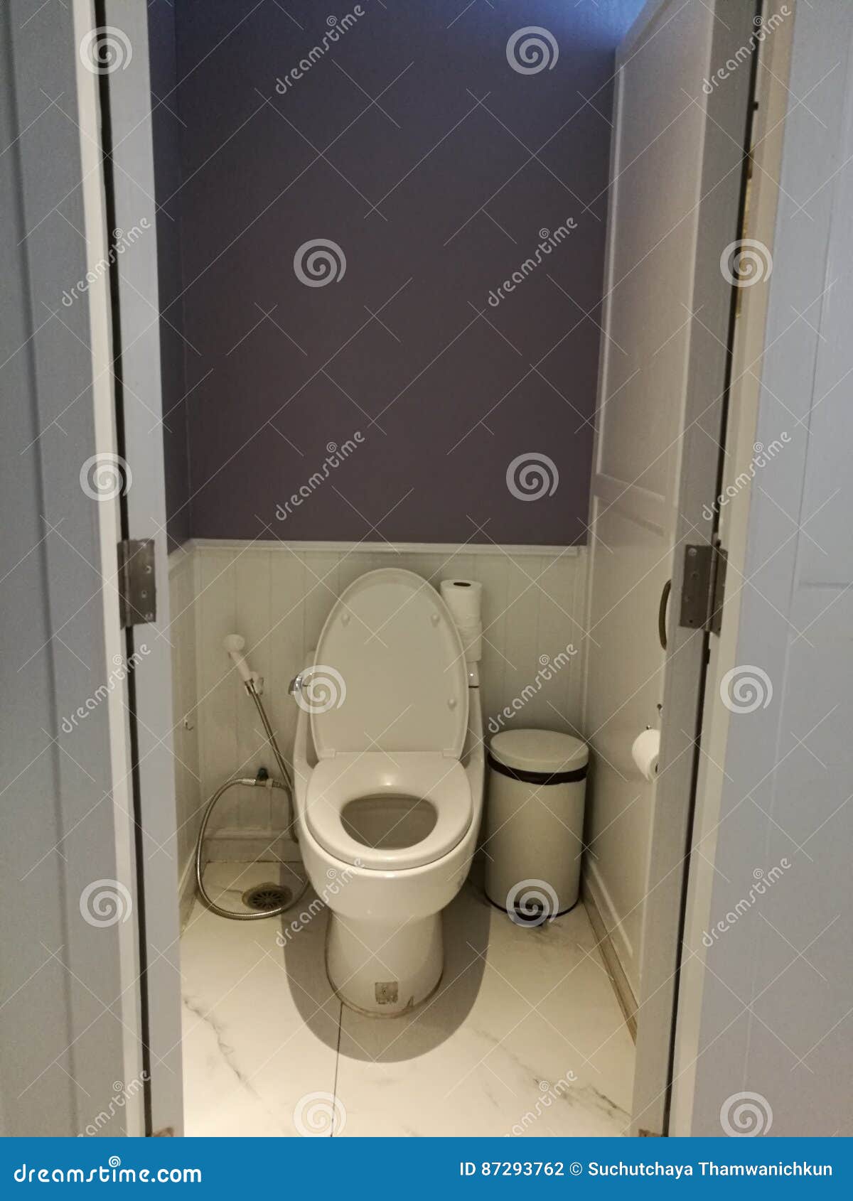 Téléchargement gratuit Images Decoration De Siege Des Toilettes Dans L Interieur De Salle De actualisé par
