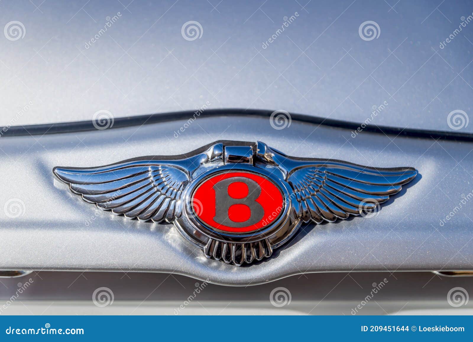 Un emblème pour Bentley signé Arden
