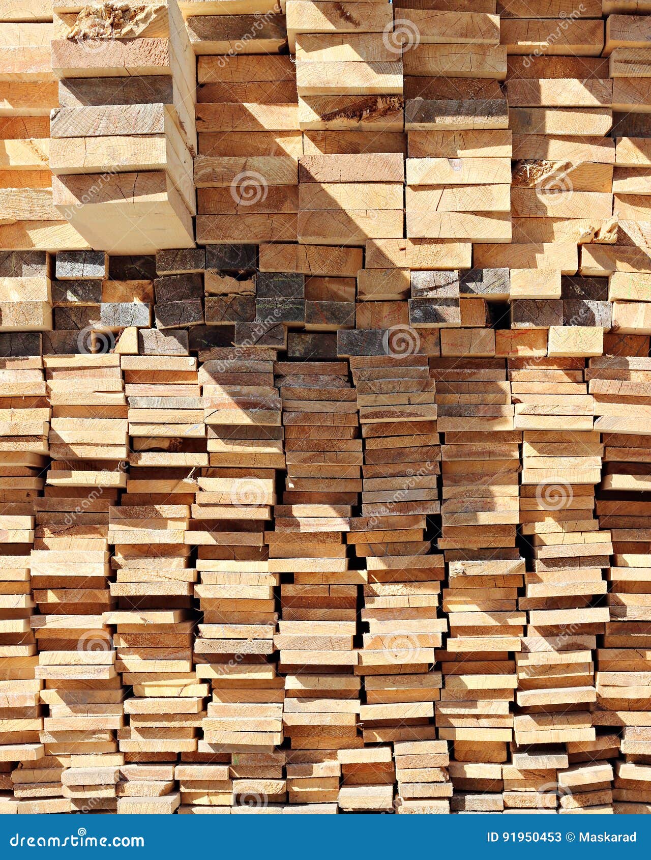 Dachgesimsbrett In Den Stapeln Stockbild Bild Von Bauholz Holz 91950453