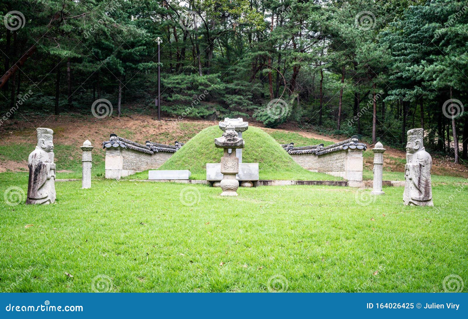 daebinmyo tomb of lady jang a royal concubine at seo-oreung royal burial site of the joseon dynasty cluster in south korea