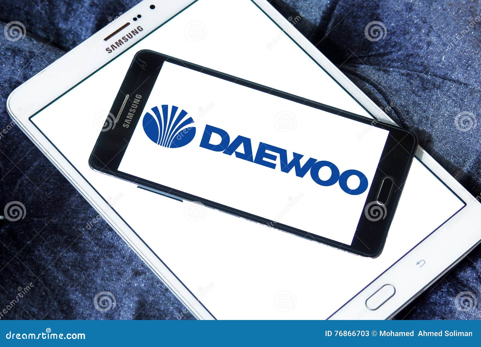 Daewoo car logo editorial stock photo. Image of brand 76866703