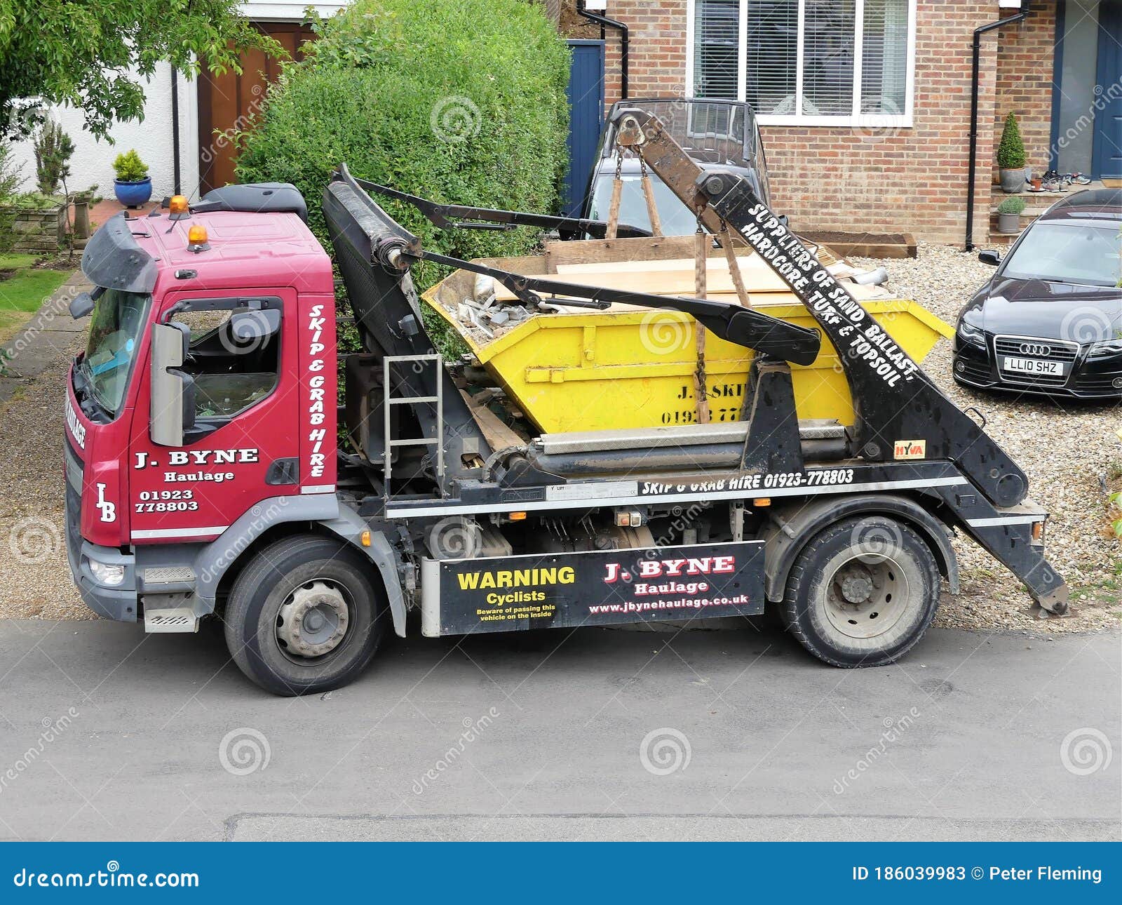 J Byne Haulage - Skip Hire Watford