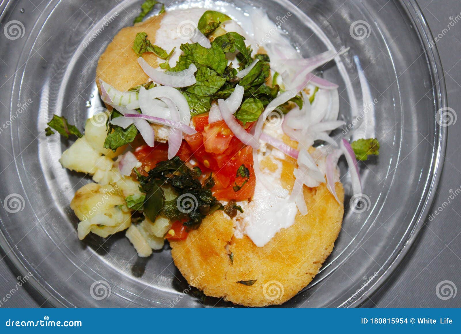 dahi bhalla traditional food