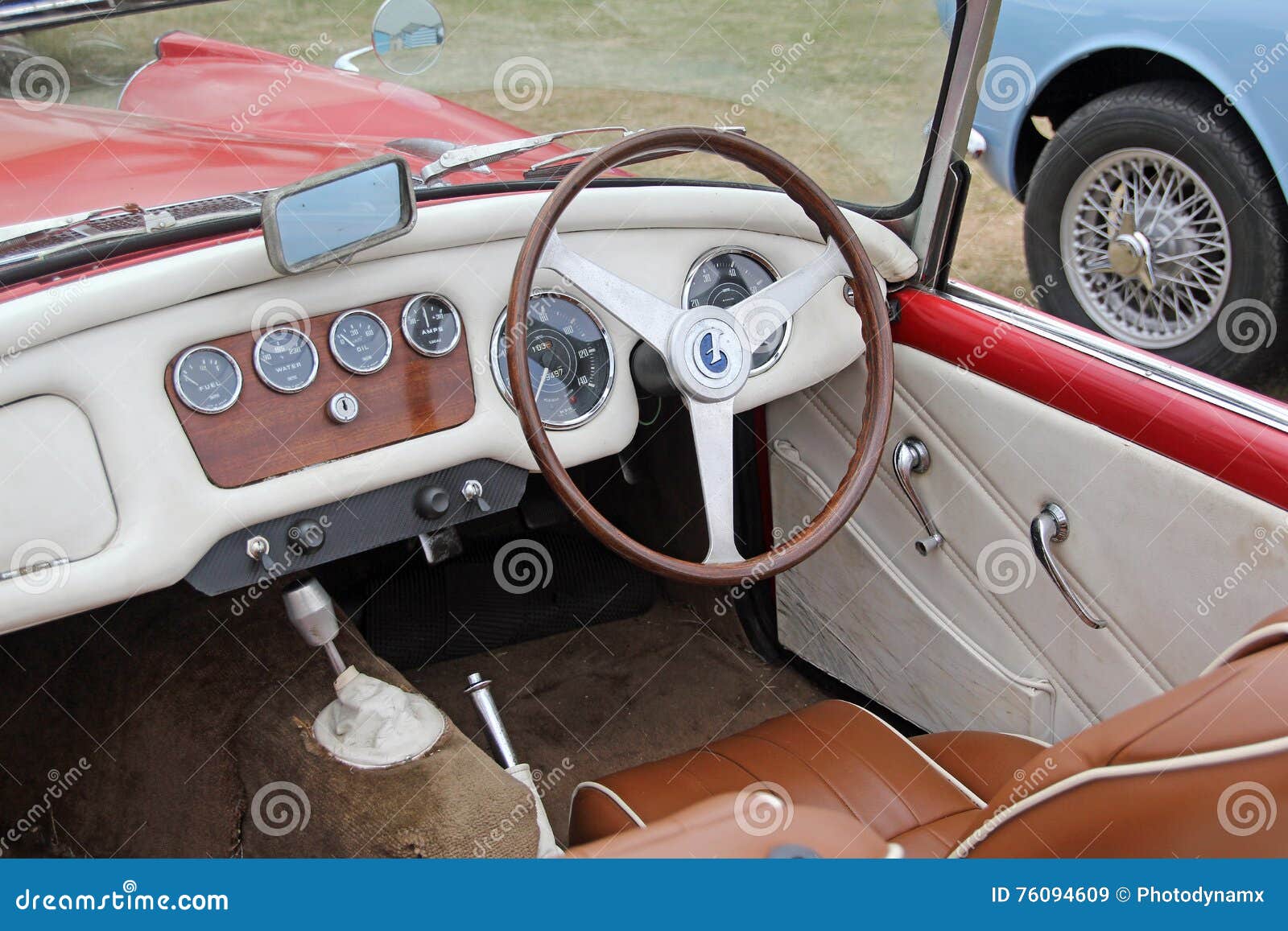 Daimler dart sp250 car editorial stock image. Image of gear - 76094609