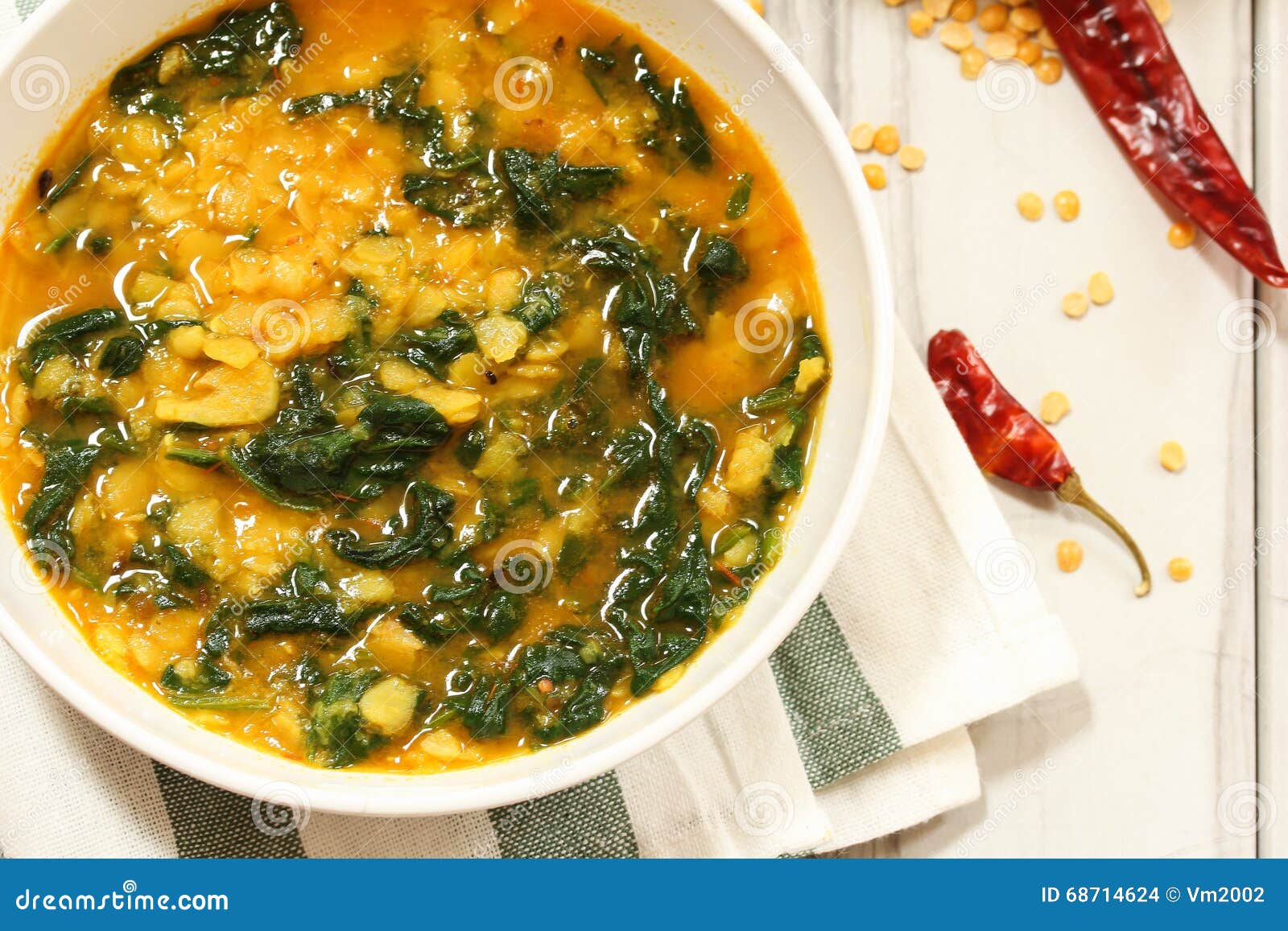 dal indian lentil curry soup with spinach