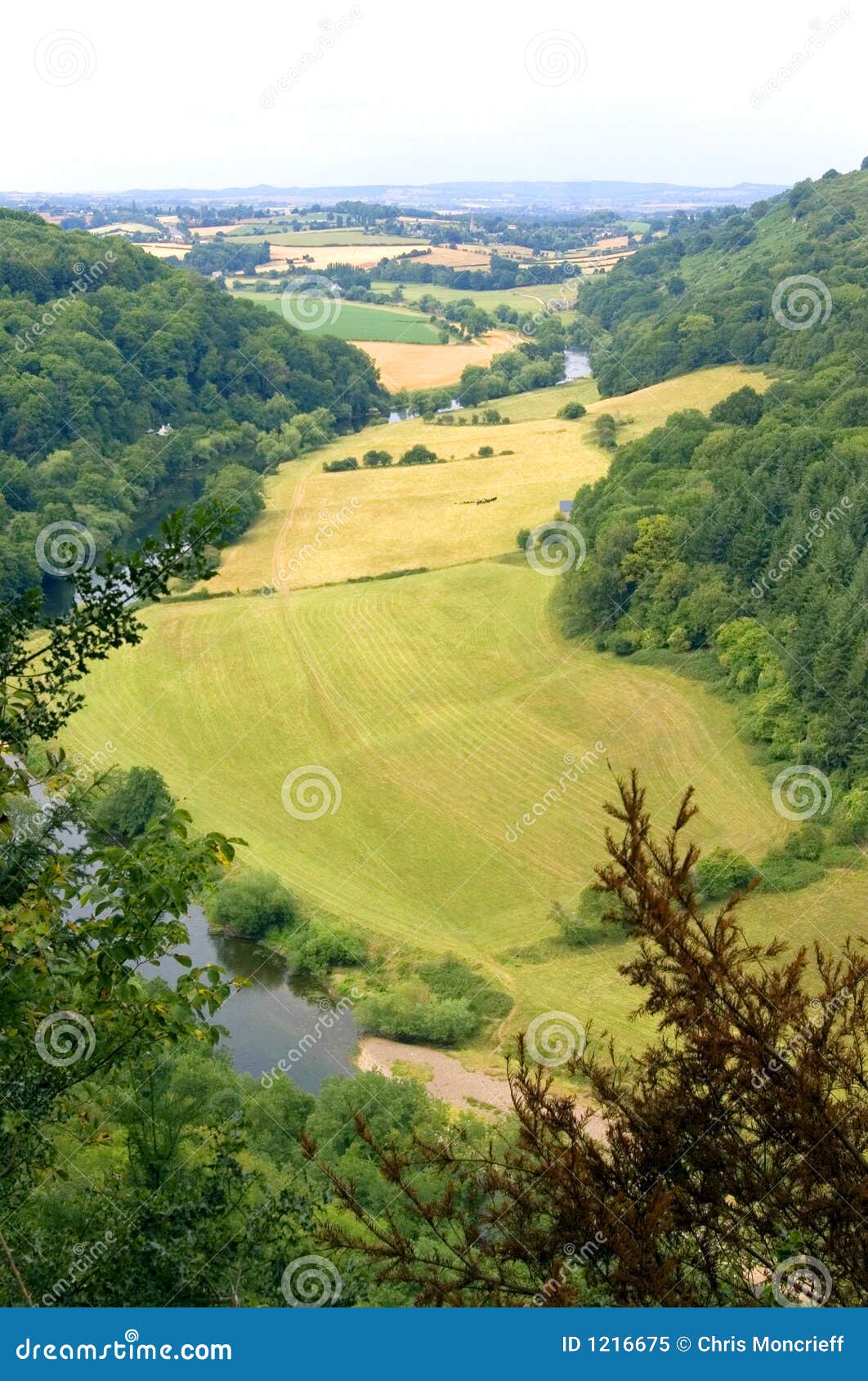 Dale wye anglii. England rzeki świetle wye skały dolinni yats