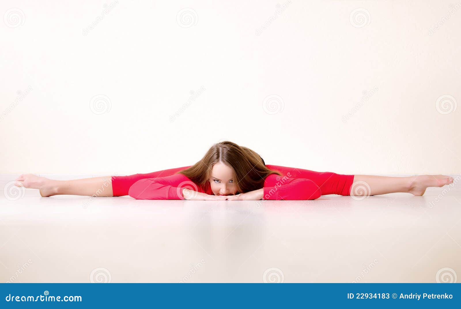 Dancer Woman Sit on Half Twine Stock Image Image of jump, dance 22934183