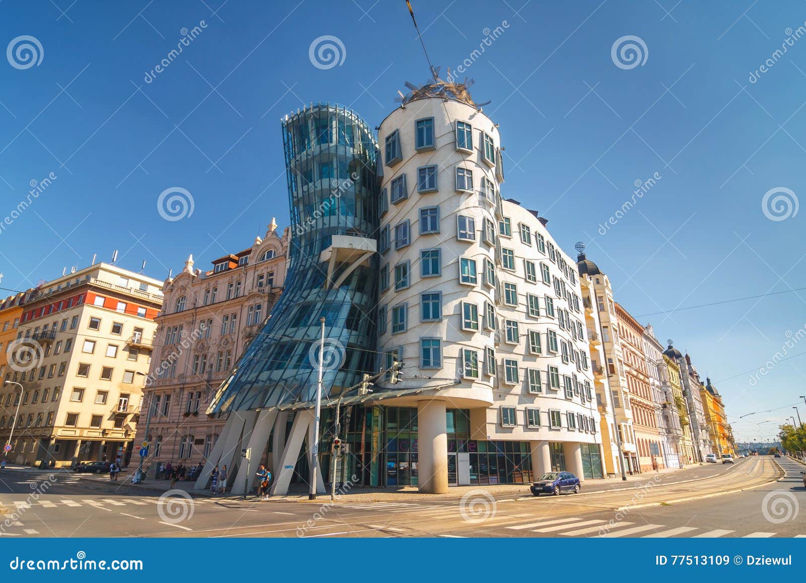 Design Apartment Next To Louis Vuitton Building Prague, Czech Republic