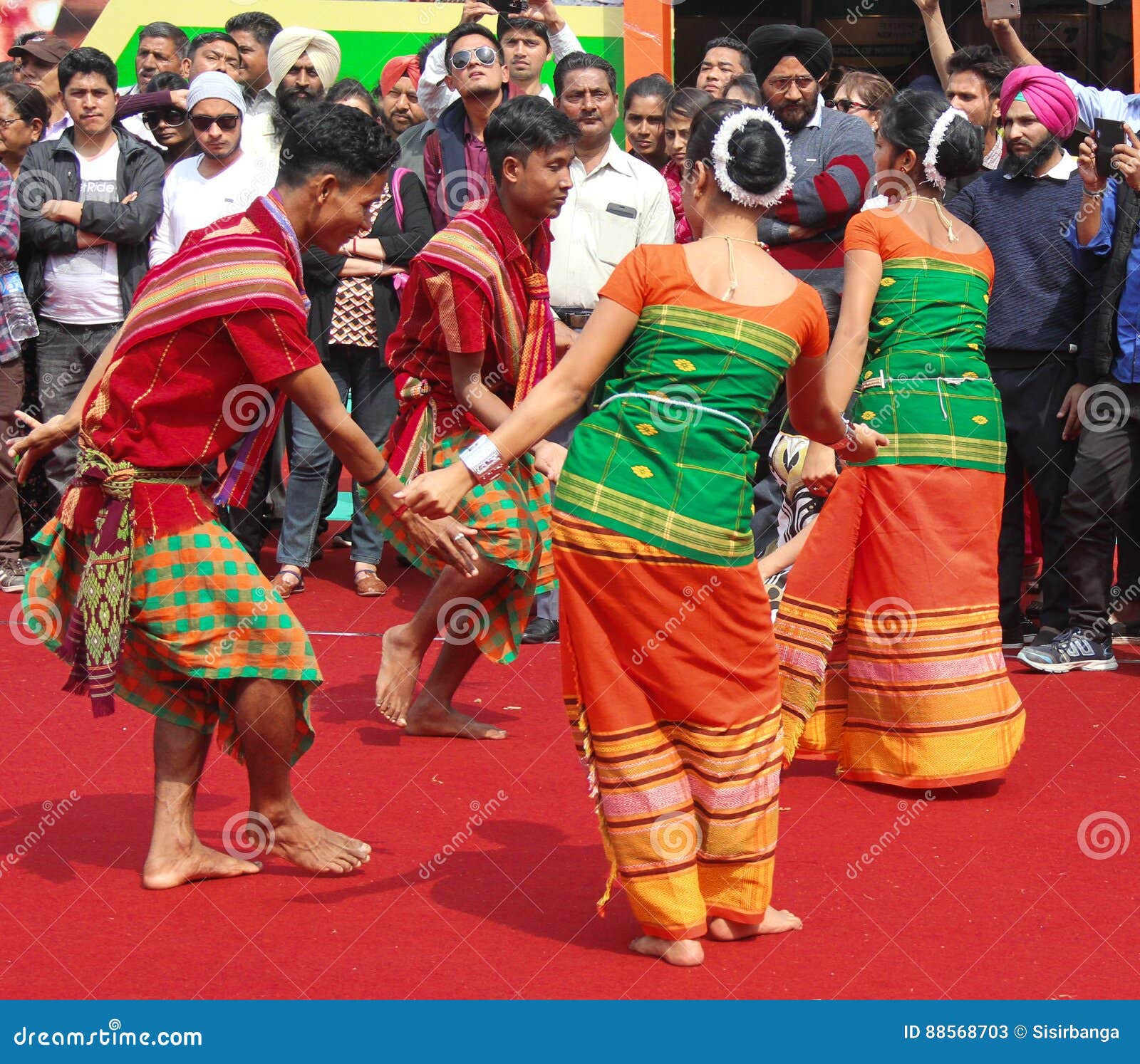 Danza Popular De Assam La India Foto De Archivo Editorial