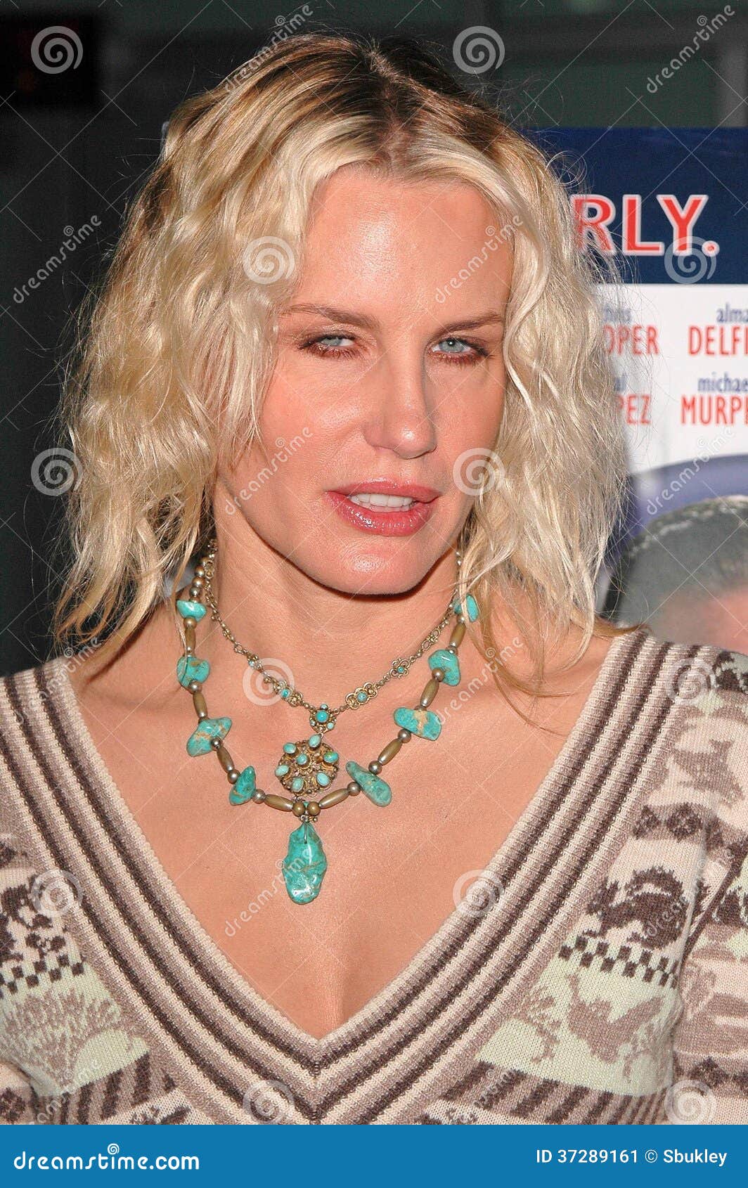 Daryl Hannah στη πρεμιέρα του Λος Άντζελες της «ασημένιας πόλης» στο θόλο ArcLight Cinerama, Hollywood, ΠΕΡΙΠΟΥ 09-14-04