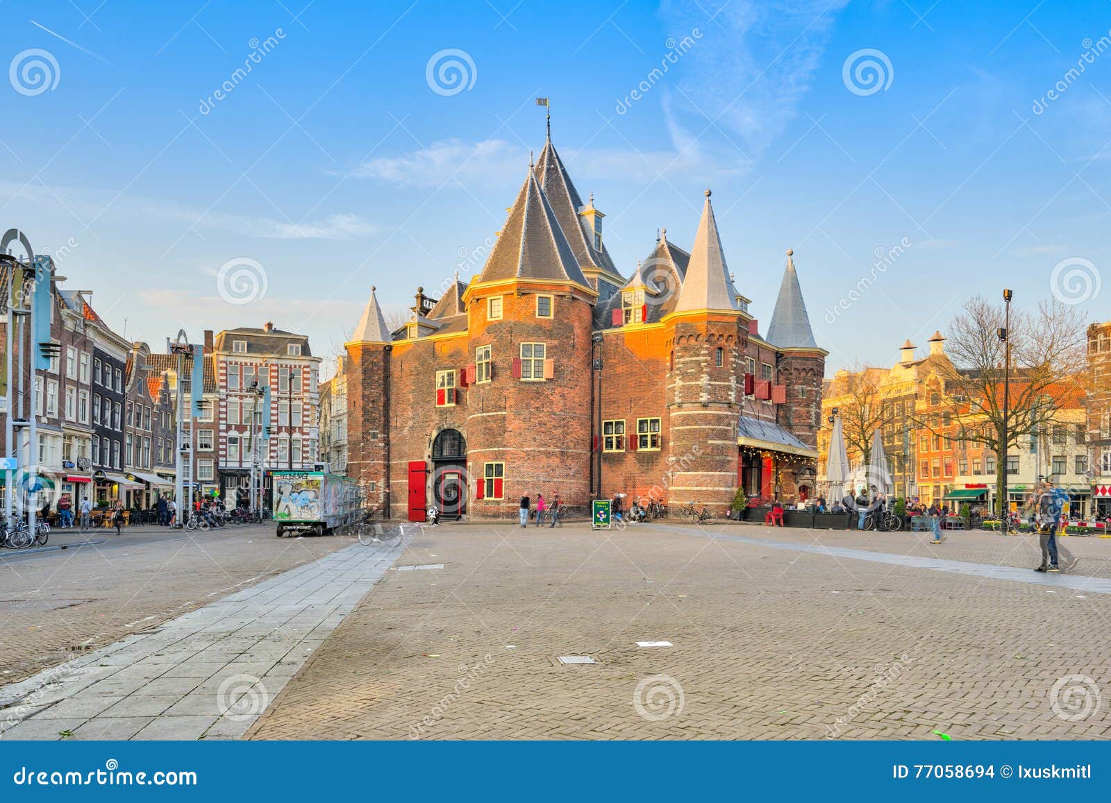 Das Nieuwmarkt In Amsterdam Die Niederlande Redaktionelles Stockbild Bild Von Amsterdam Stadt