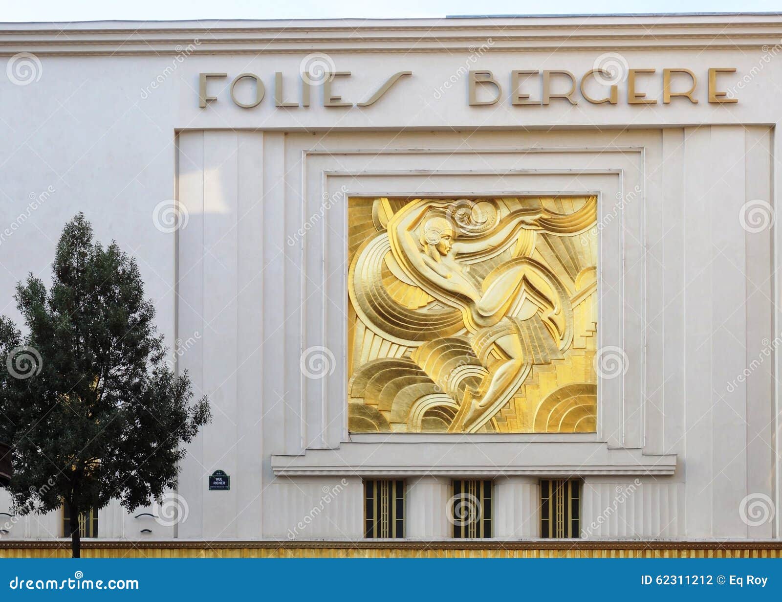 Das Theater Folies Bergeres in Paris Redaktionelles Stockfotografie ...