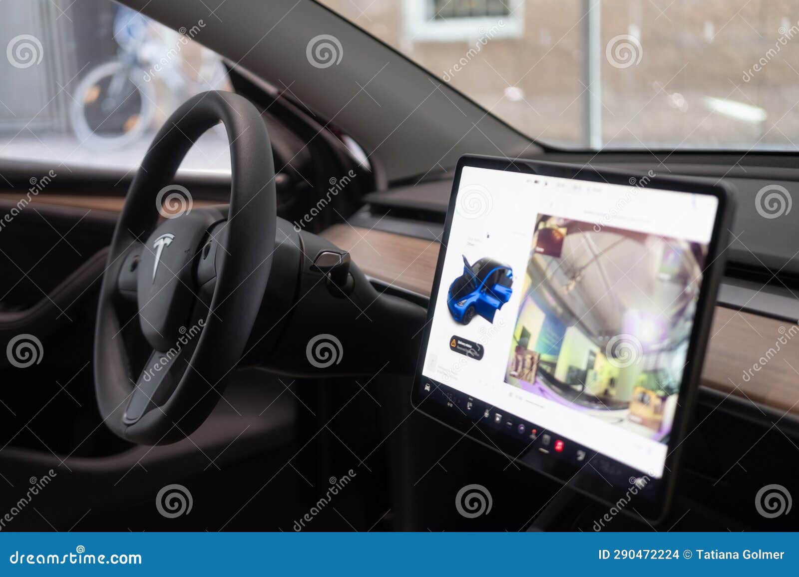 Dashboard Touchscreen Display, Steering Wheel Tesla Model Y Electric Car,  Driver S Column, Modern Passenger Car, Showcasing Editorial Stock Image -  Image of transport, dashboard: 290472224