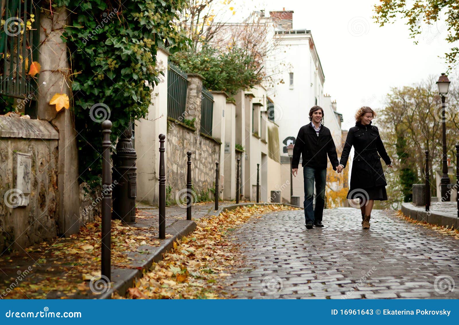 Beautiful Young Dating Couple In Paris Stock Photo - Image of european ...