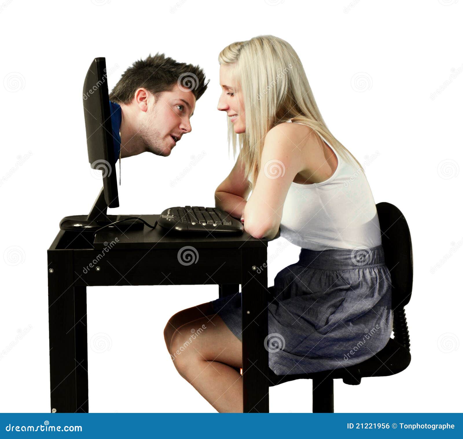 Online Dating And How To Safe Guide Your Self!