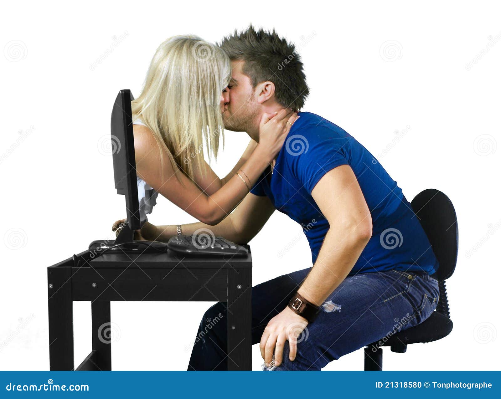 6,198 Dating Site Stock Photos picture