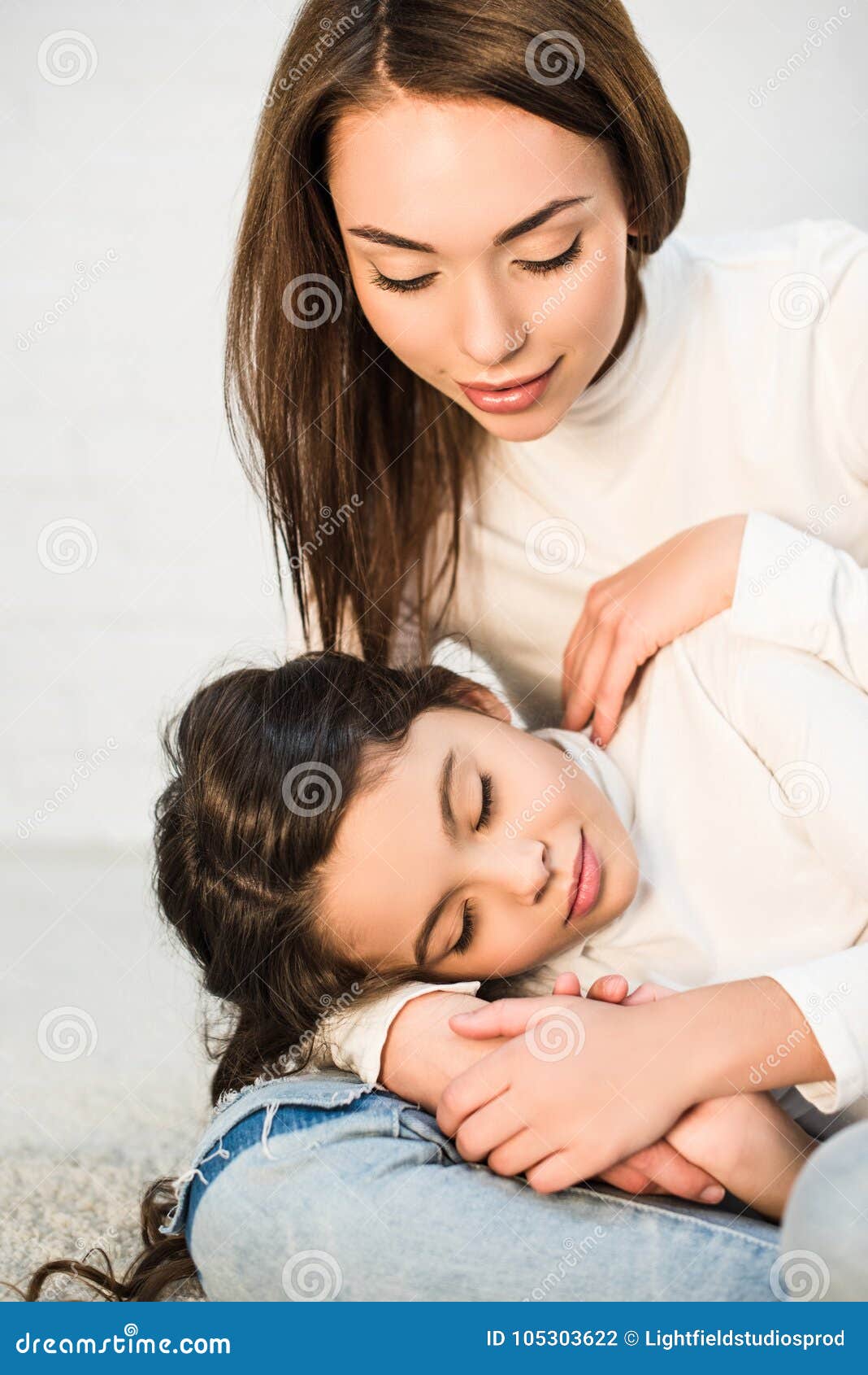 sleeping mothers