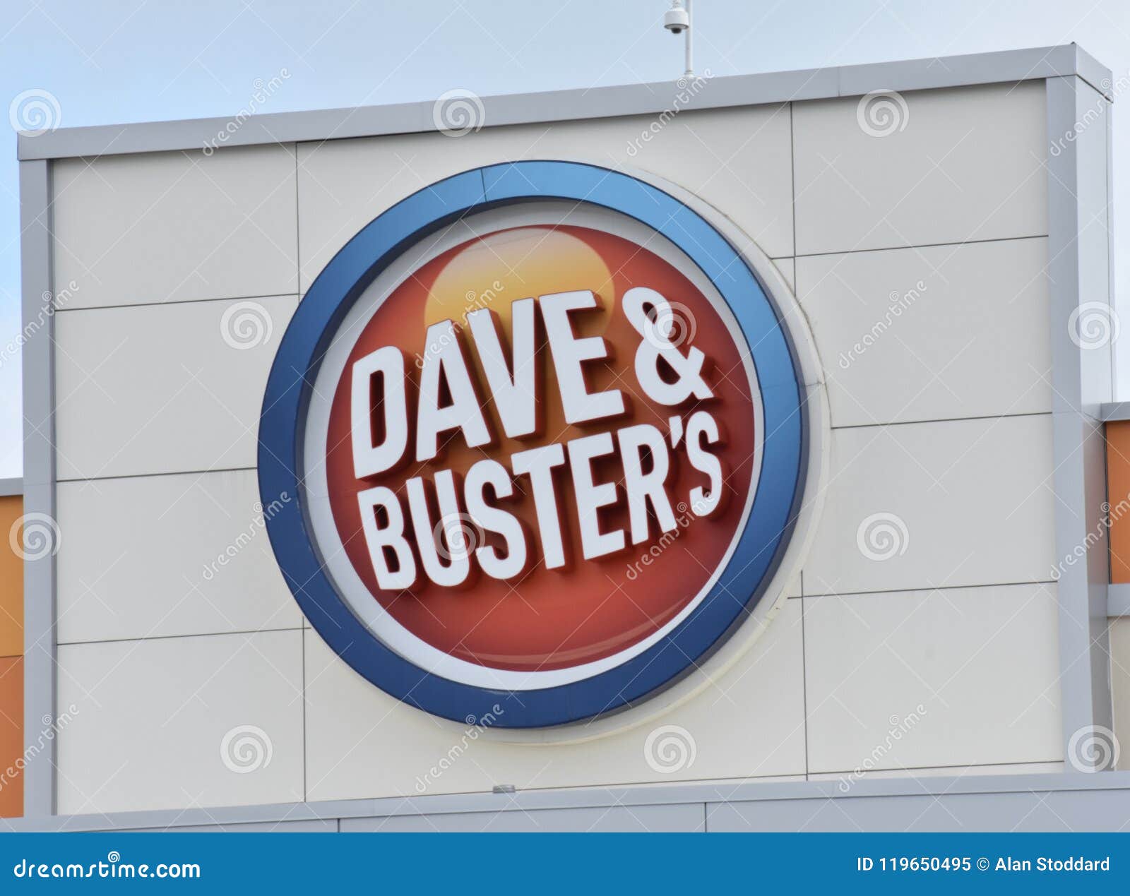 Dave Buster's Royalty-Free Images, Stock Photos & Pictures