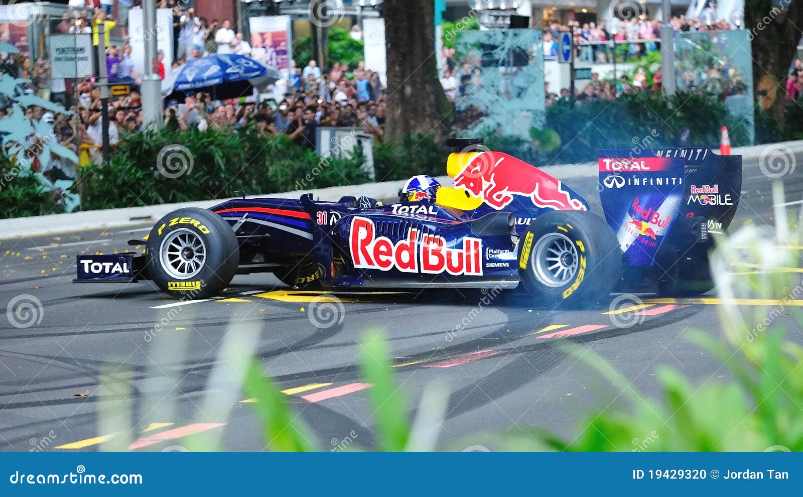 Bonnet Red Bull Sebastien VETTEL