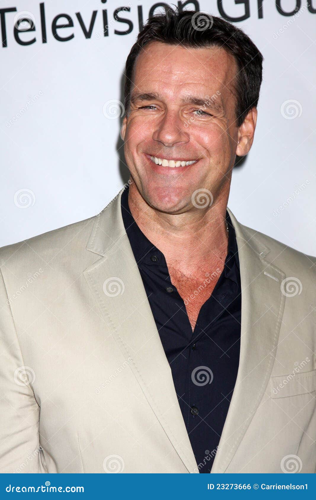 David James Elliott editorial photo. Image of huntington - 23273666