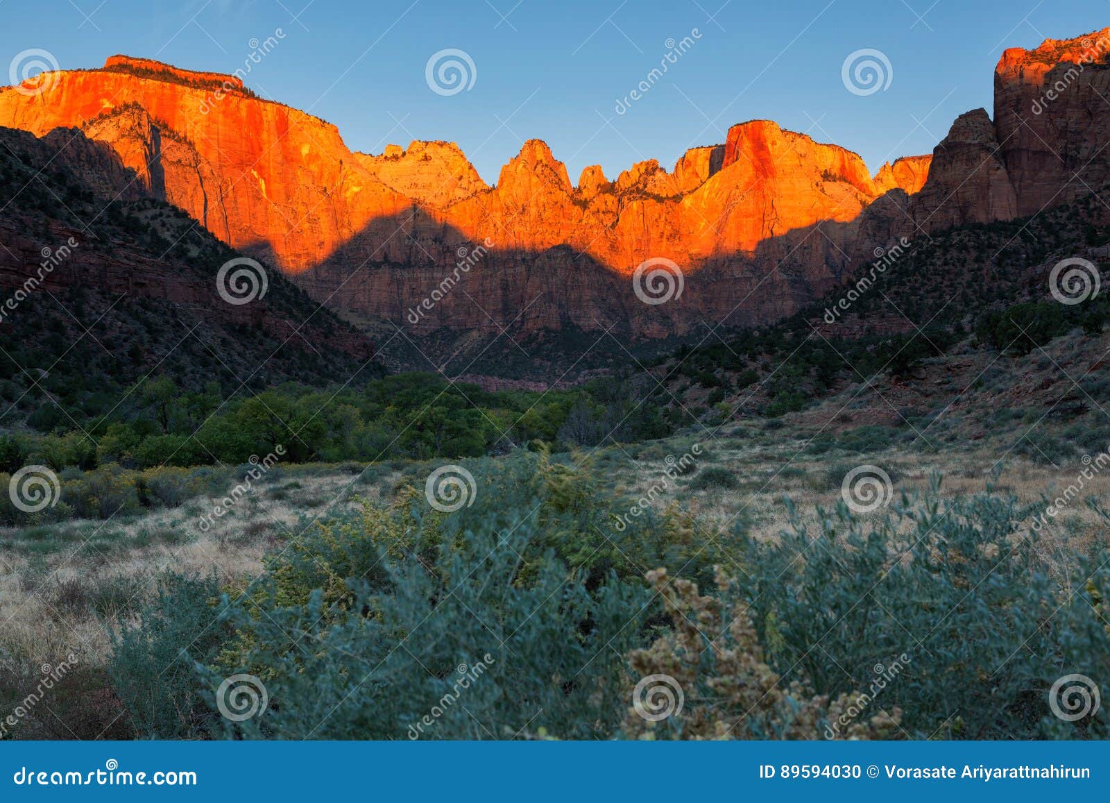 Dawn At Towers Of The Virgin Zion National Park Utah Stock Photo