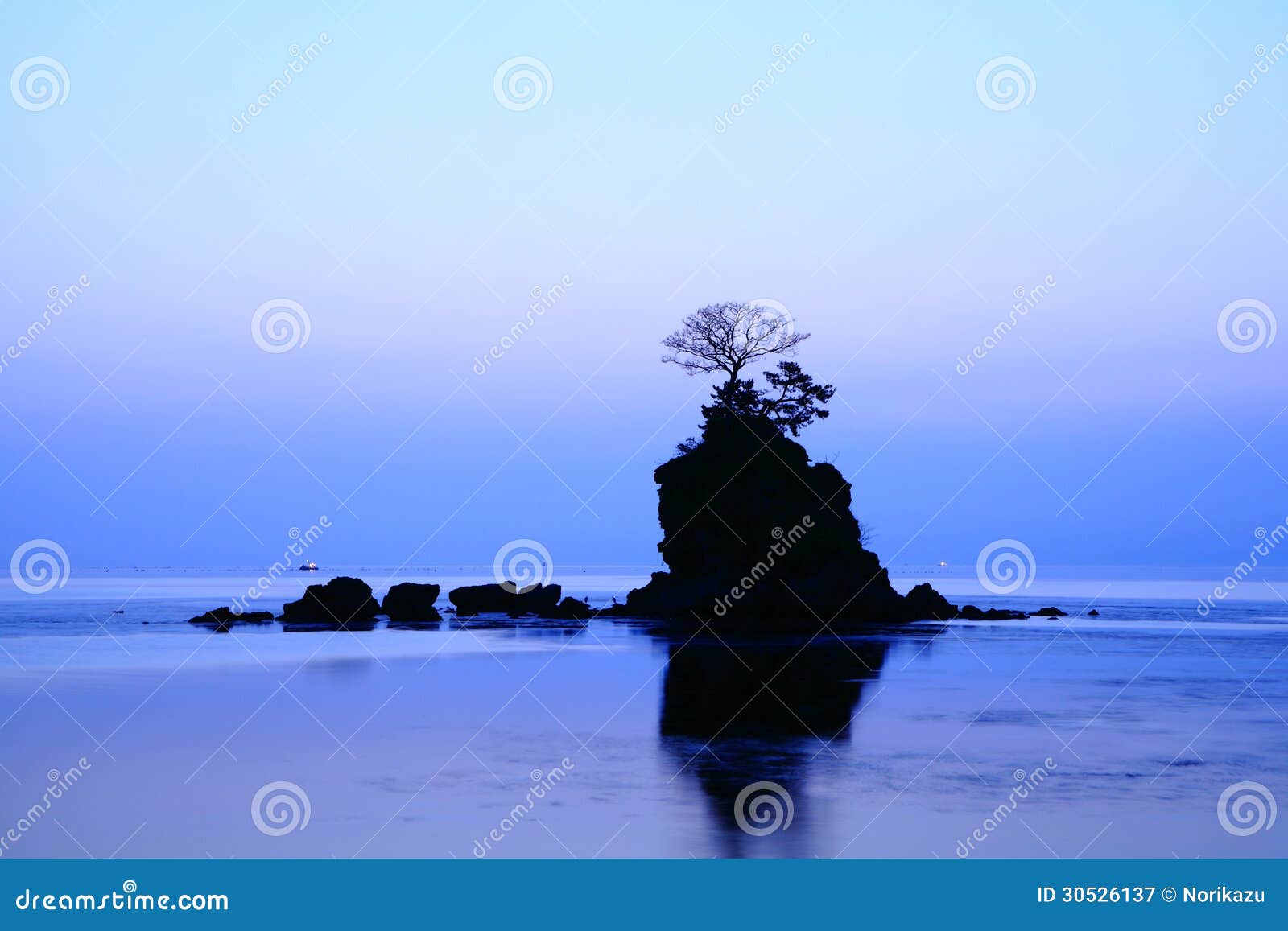 daybreak at the amaharashi coast