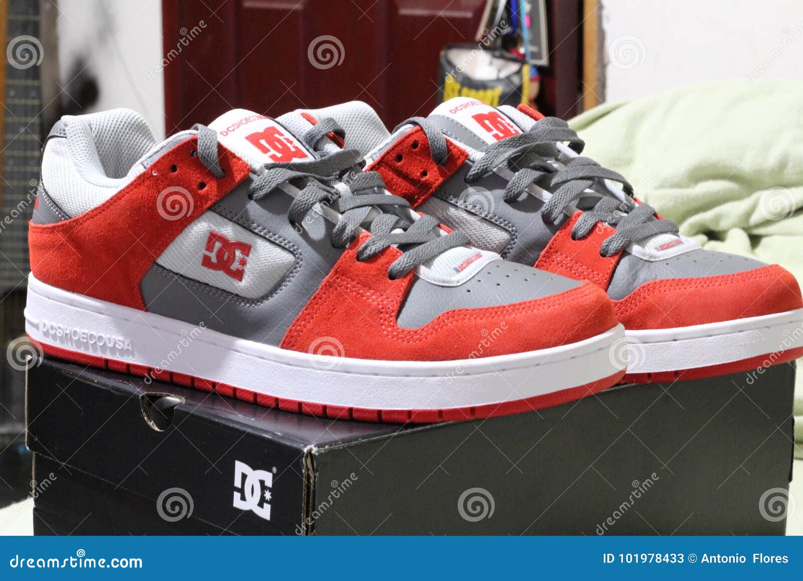 dc classic shoes