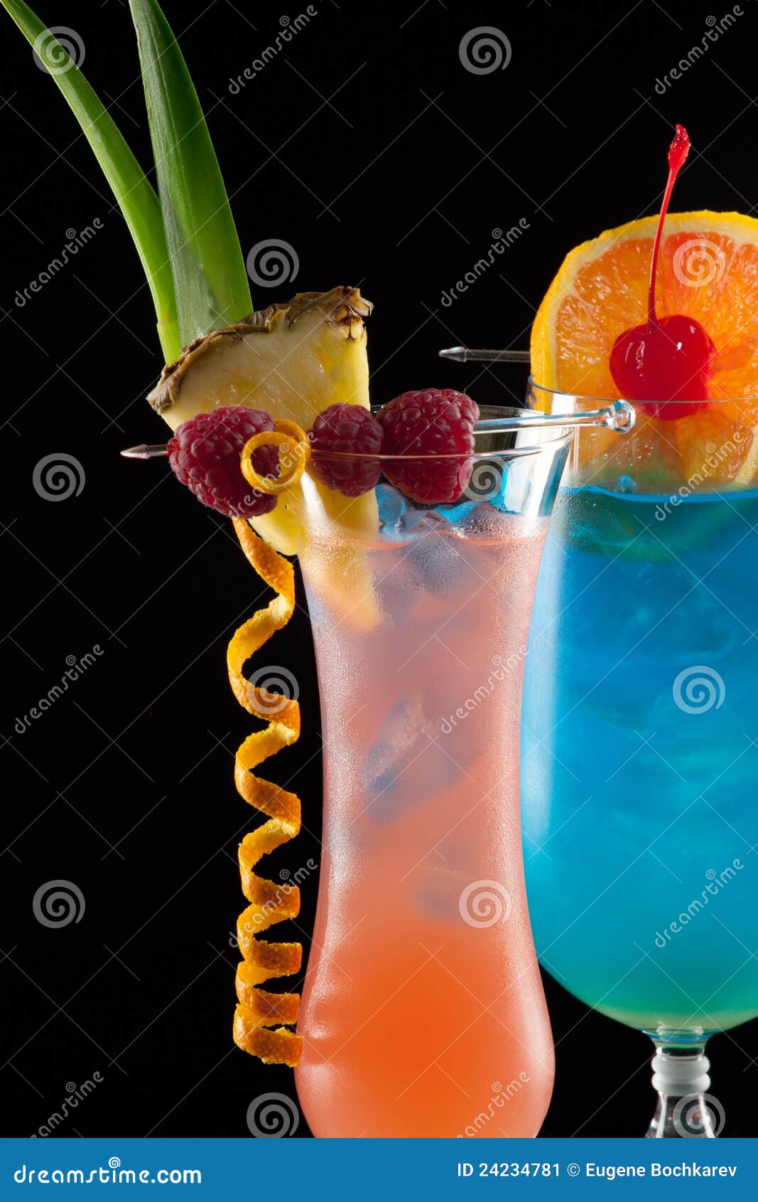 De Agent Van De Rum En Blauwe Lagune Stock Afbeelding Image of zoet