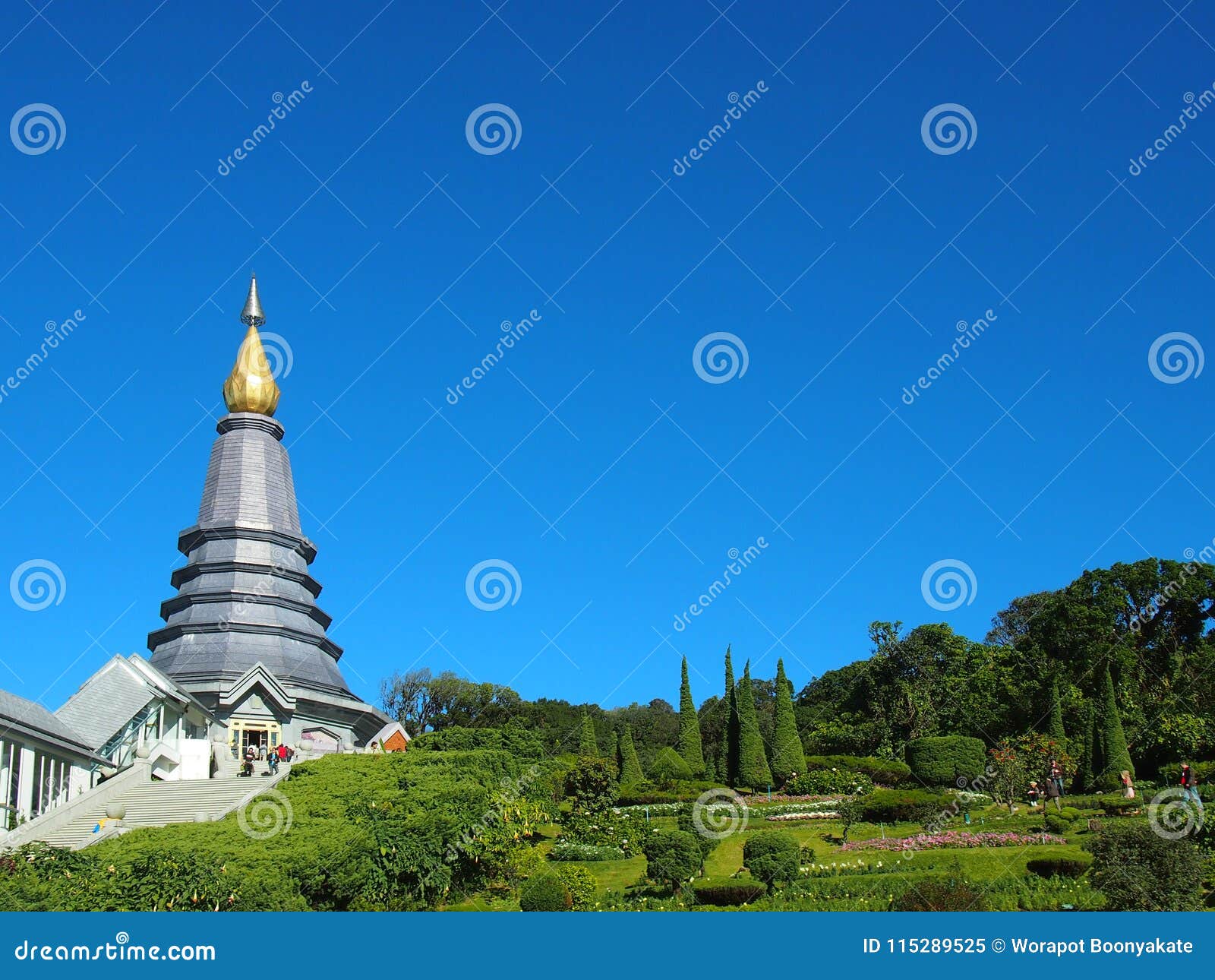 De dag blauwe hemel van Nice, Doi Suthep, Chang Mai, Thailand