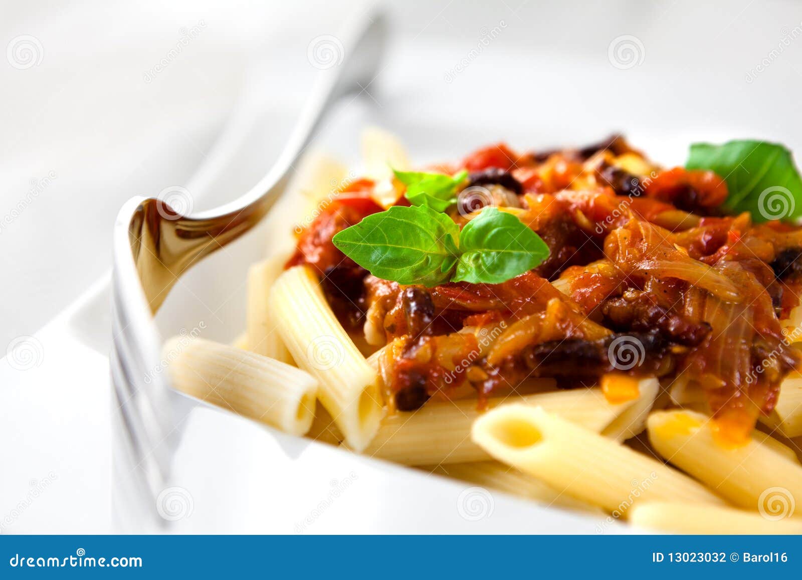 De Deegwaren Van Penne Met Tomaten En Pancetta Stock Foto - Image of ...