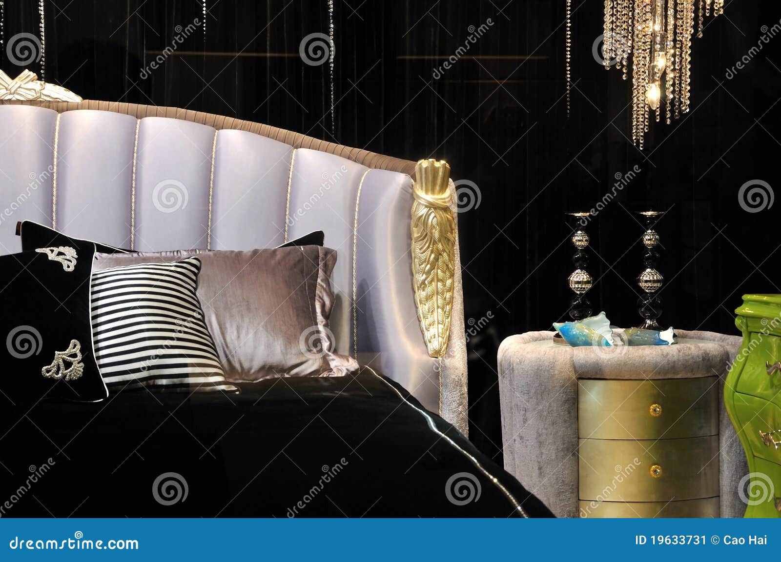 De diepe slaapkamer van de kleurenstijl stock afbeelding ...