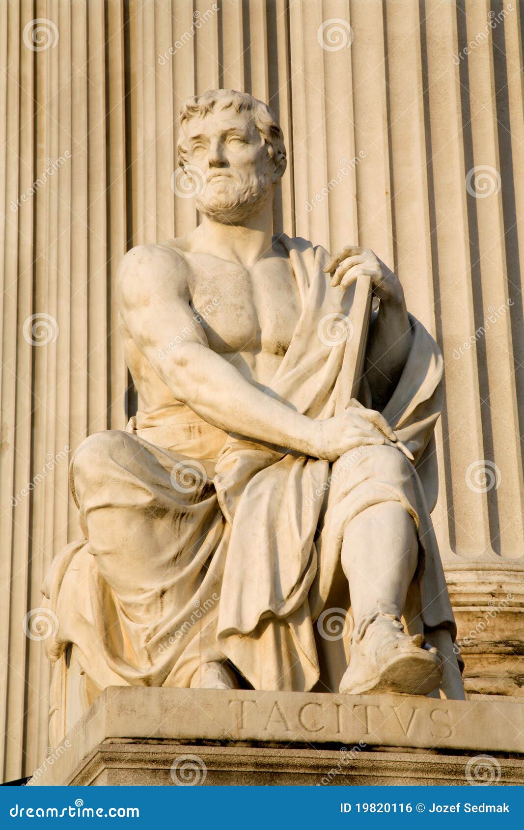 De Historicusstandbeeld Van Wenen Van Tacitus Stock Foto Image of