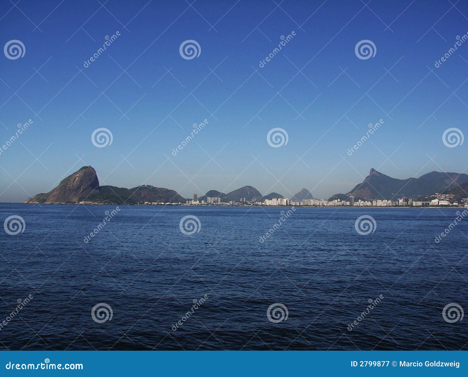 De janeiro liggande rio. Stad de janeiro liggande niteroi visade rio