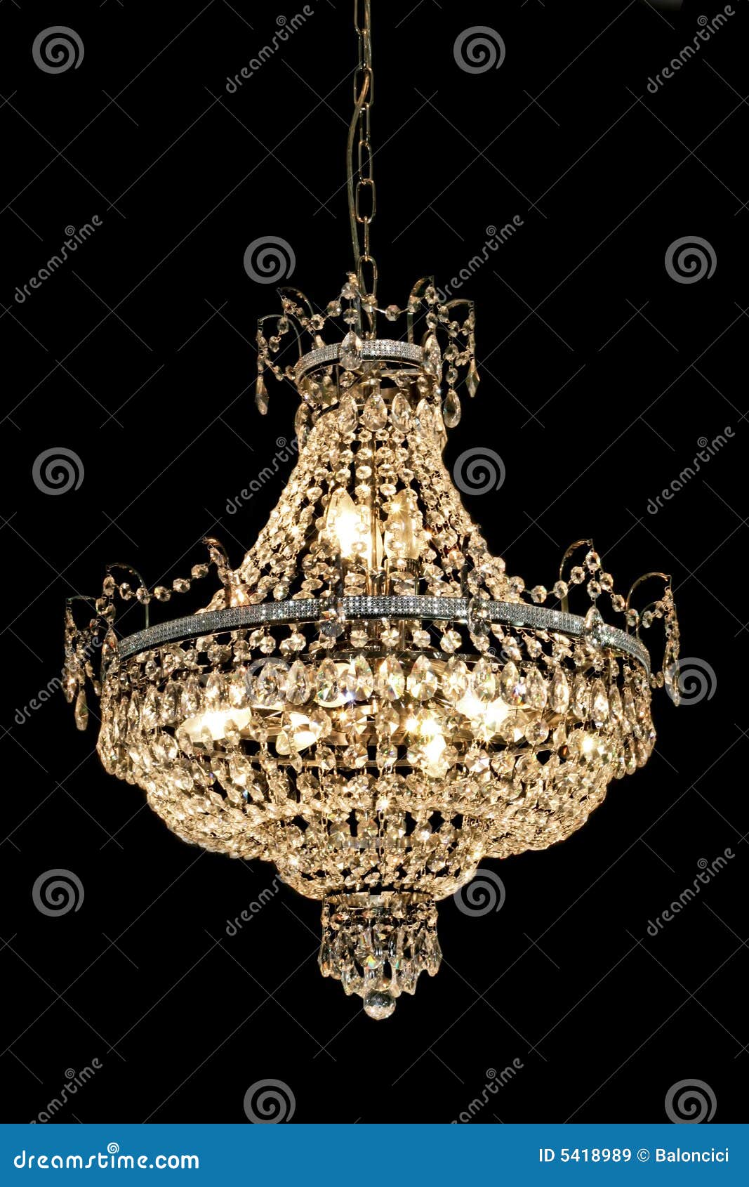 Sandalen NieuwZeeland Middelen De Kroonluchter Van De Luxe Stock Afbeelding - Image of lamp, huis: 5418989