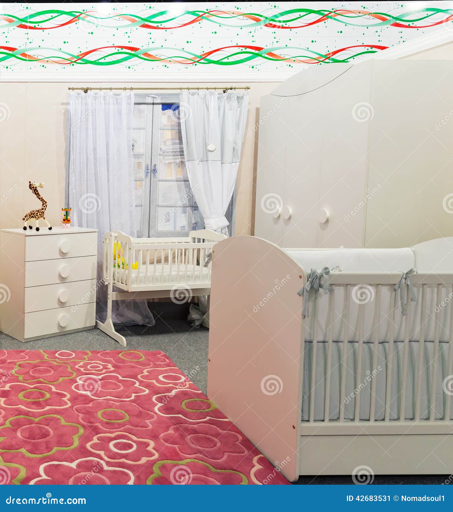 De Slaapkamer Van De Baby In Pastelkleuren Stock Afbeelding ... De Slaapkamer Van De Baby In Pastelkleuren Stock Afbeelding ...