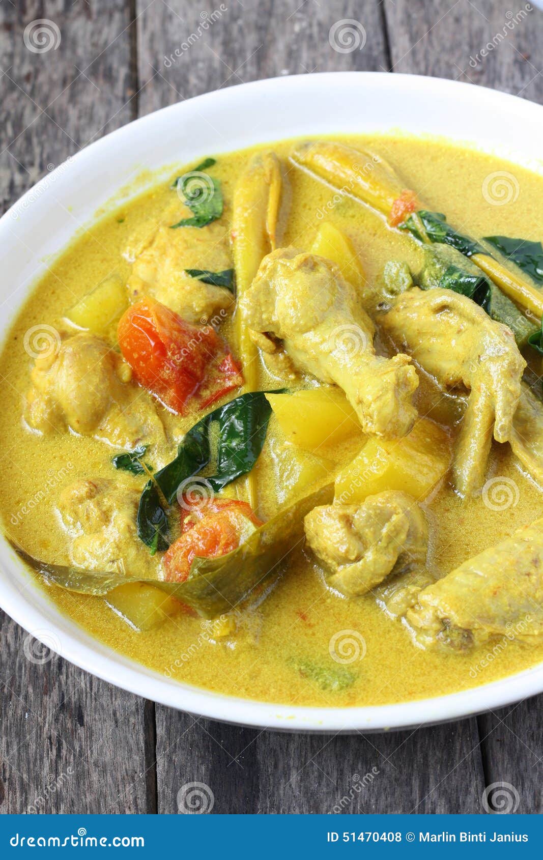 De traditionele maleisische keuken van ayam masak lemak stock ...