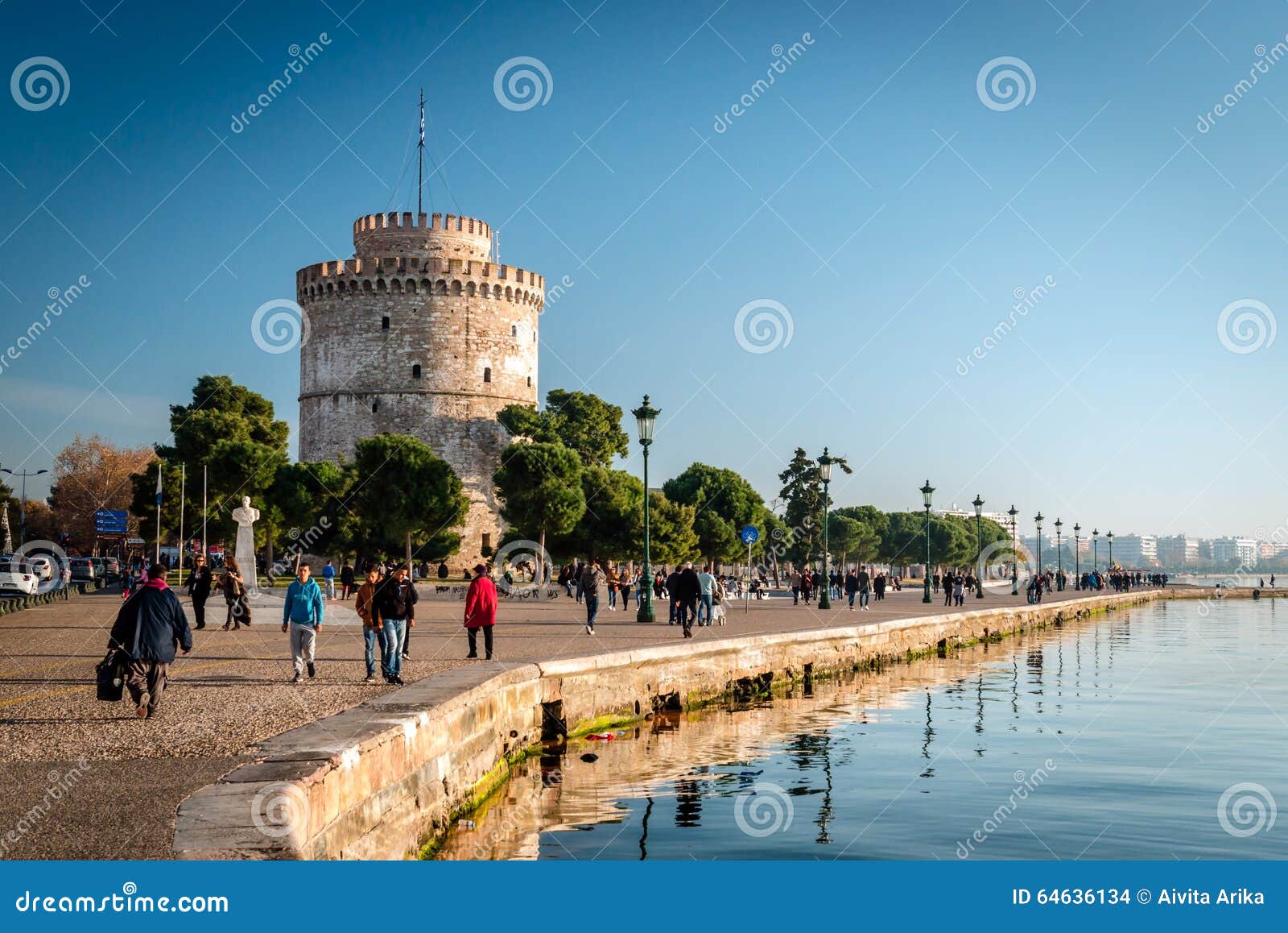Helaas Werkwijze Voorouder De Witte Toren, Thessaloniki Stad, Griekenland Redactionele Stock  Afbeelding - Image of monument, vestingwerk: 64636134