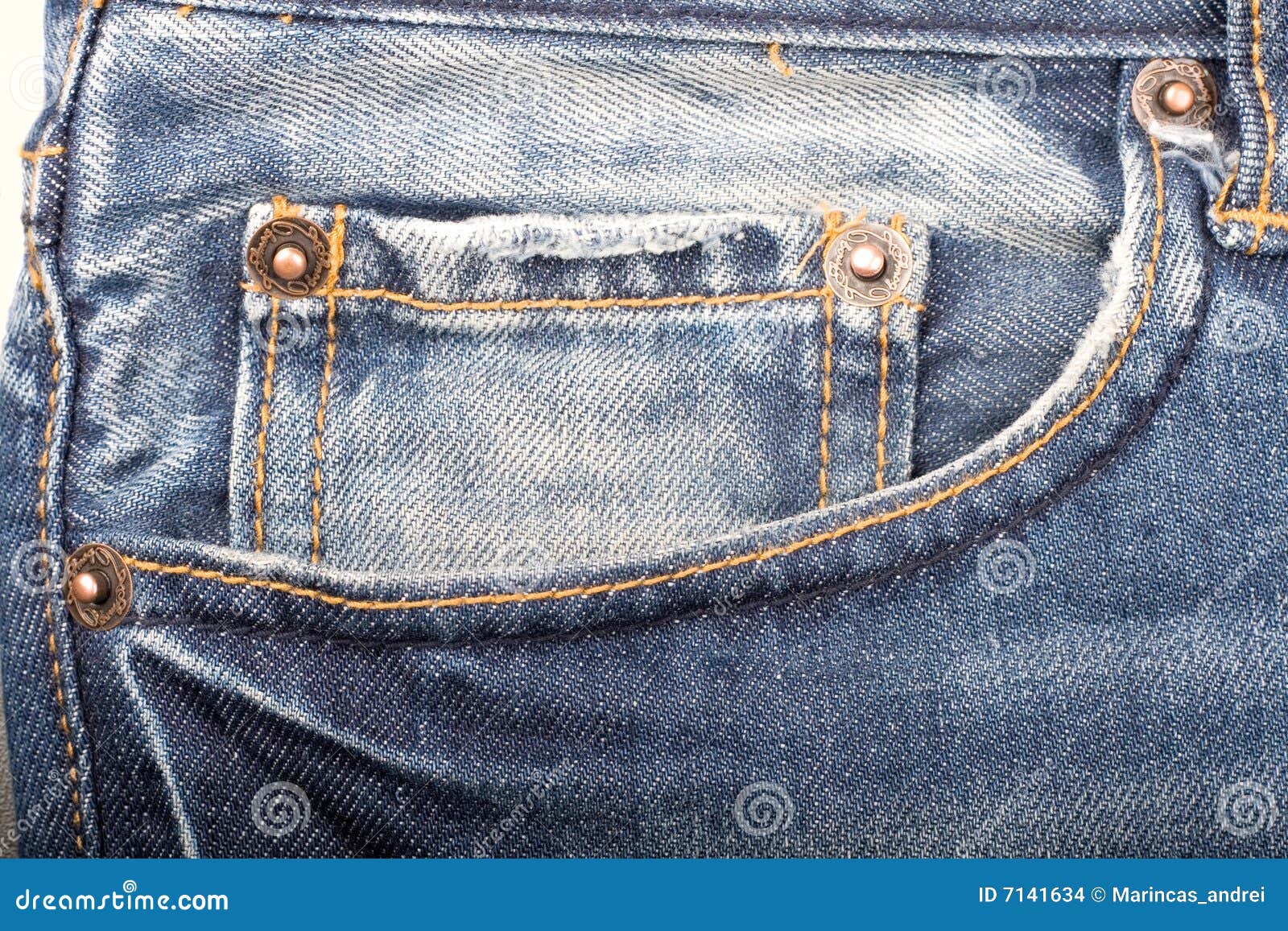 De zak van jeans stock foto. Image of doek, patroon, heup - 7141634
